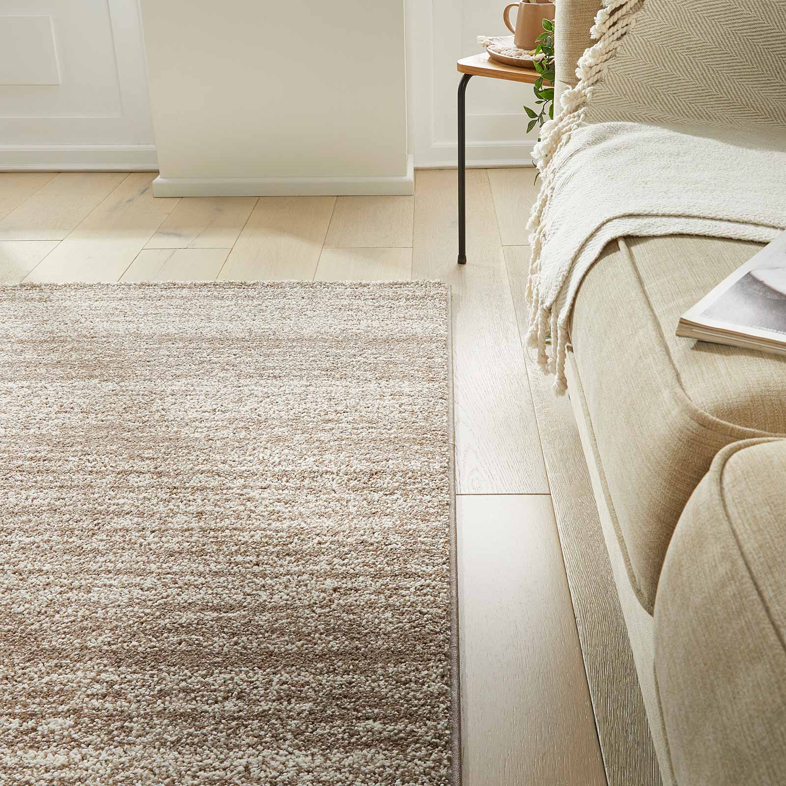 Concept Looms vloerkleed Somerset SOM101 BEIGE interior 3
