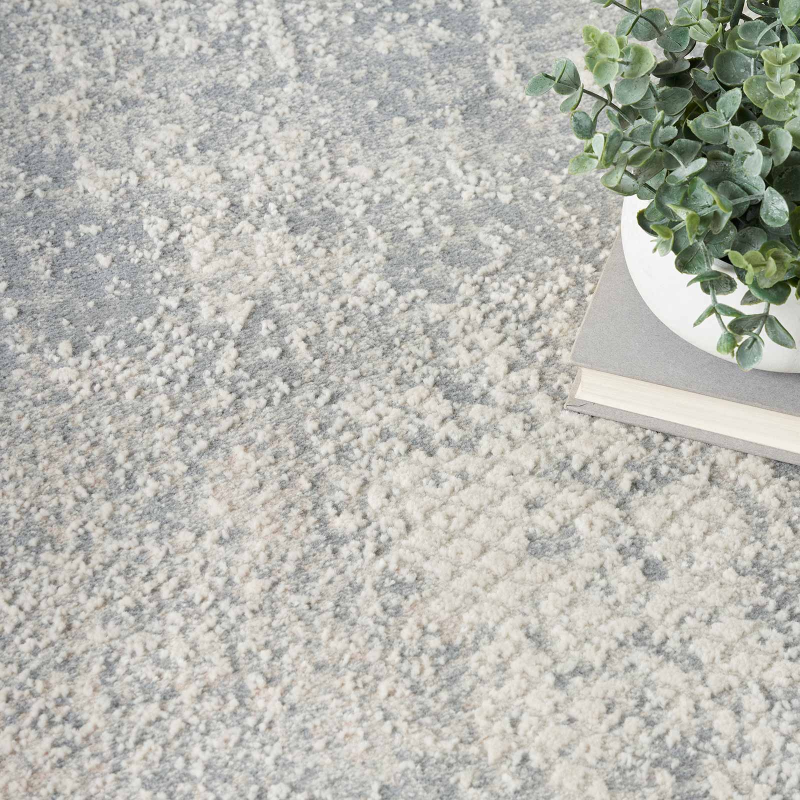 Nourison vloerkleed Exhale EXL01 LTGRY LIGHT GREY 5x7 099446954930 interior 2