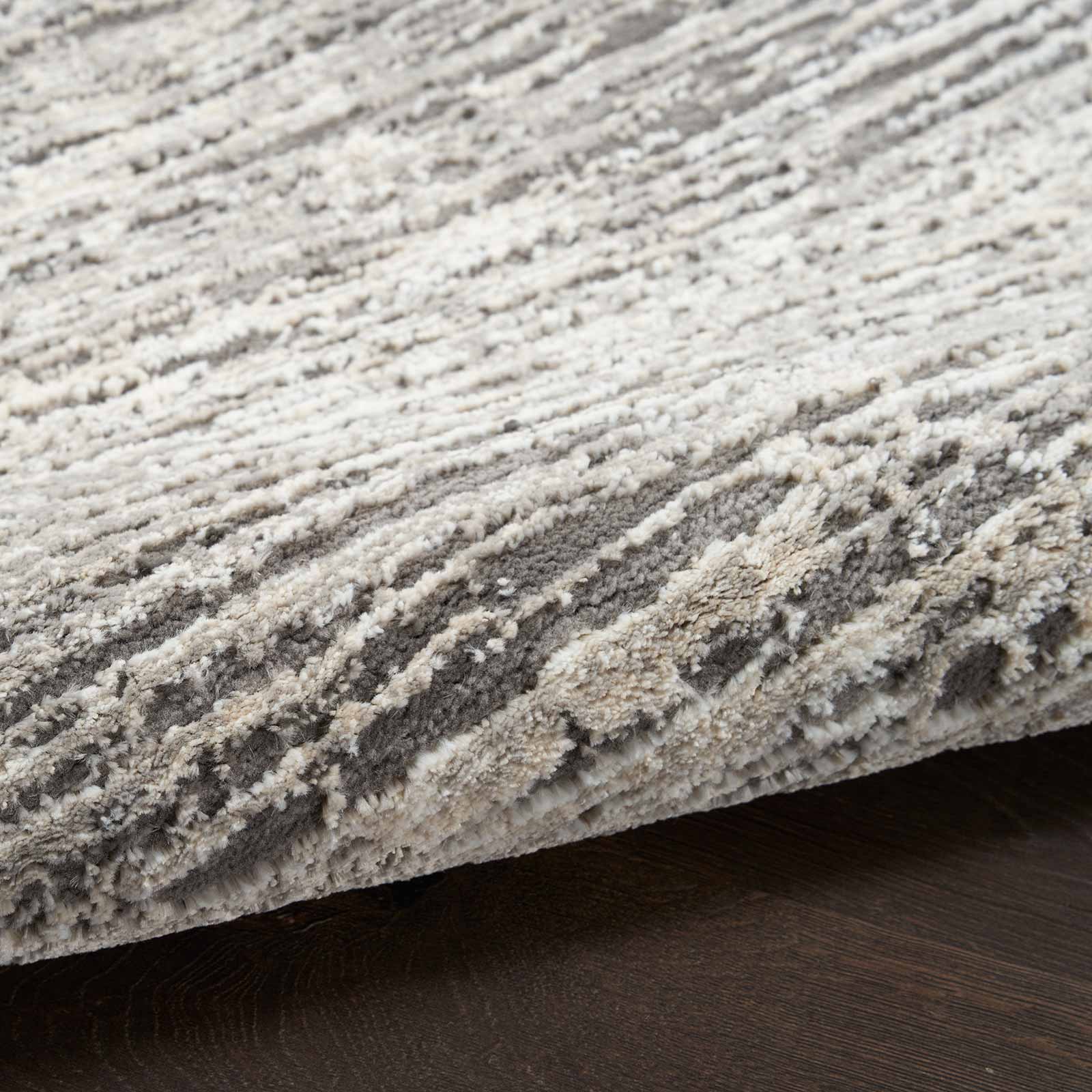 Nourison vloerkleed Sustainable Trends SUT01 IVGRY IVORY GREY 5x7 099446954138 texture 1